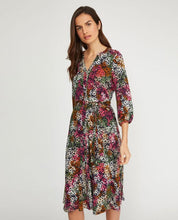 Load image into Gallery viewer, Lobster Clover Print Button Front Dress
