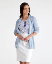 Load image into Gallery viewer, Sleeveless Paisley Print Top
